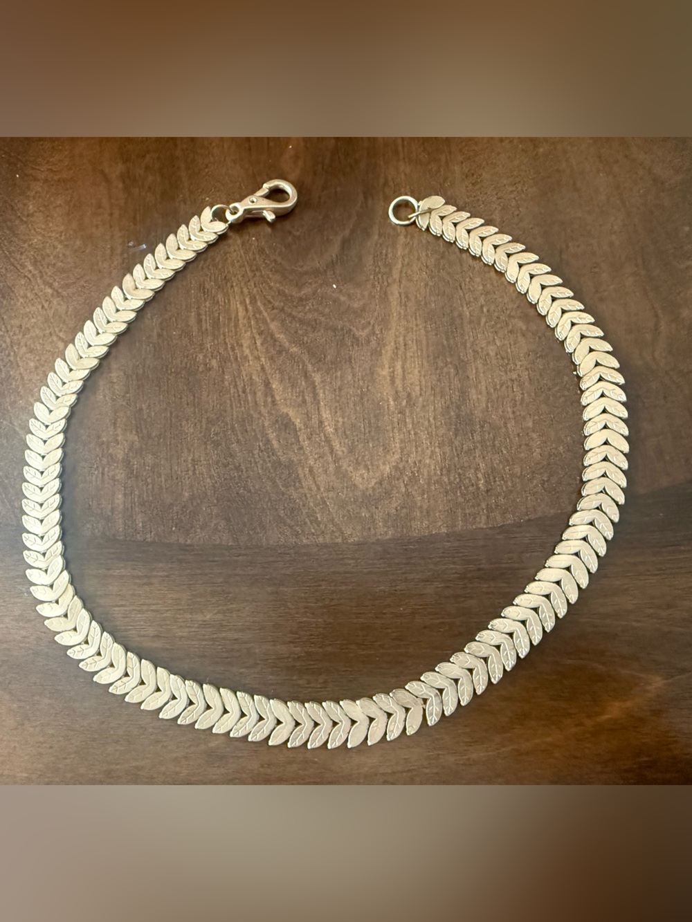 Garland brass tone necklace 16โ